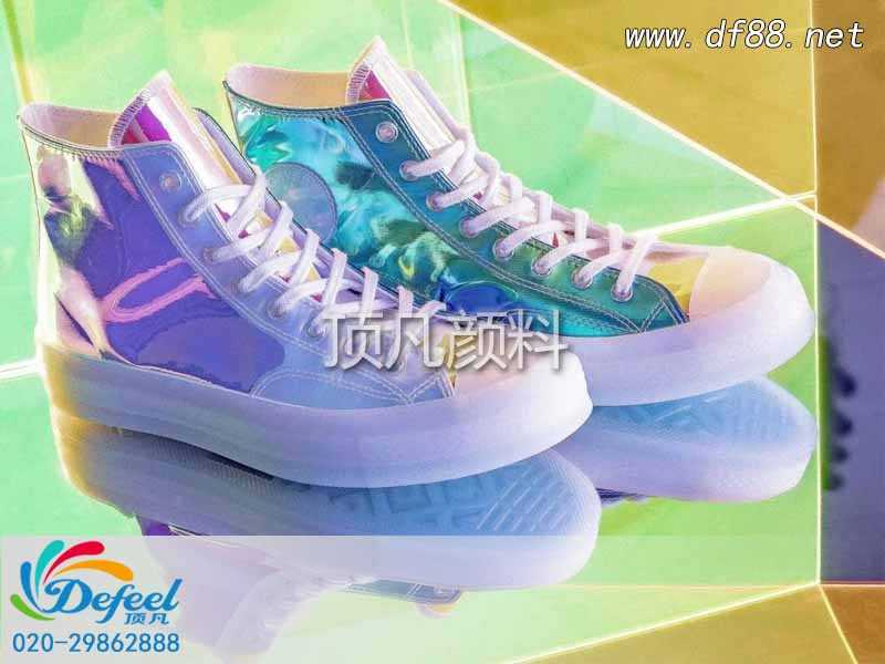 變色龍顏料讓鞋子新穎變色有個(gè)性 變色龍顏料讓鞋子新穎變色有個(gè)性